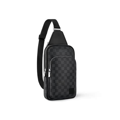 borsello uomo louis vuitton foto a tracolla|Zaino monospalla Avenue Tela Damier Graphite .